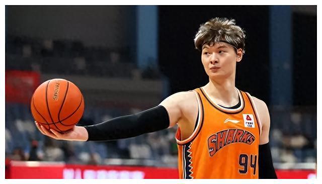 上海男篮最新中锋消息,上海男篮最新中锋消息