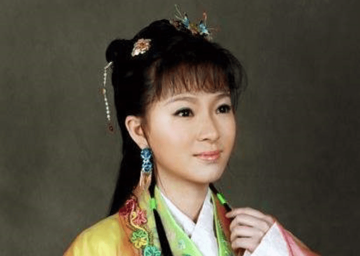 晴雯的演员,晴雯的演员，经典角色的背后